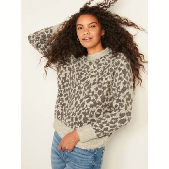 NEW Old Navy Cozy Crewneck Sweater Leopard Print Long Slv Pullover Top Womens XS - Picture 1 of 6